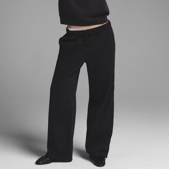 SKIMS Black Track Pants - Picture 3 of 8